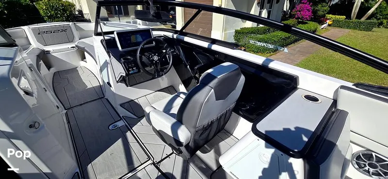 Slide: The Image of Yamaha 252XE 2023 - 16152119