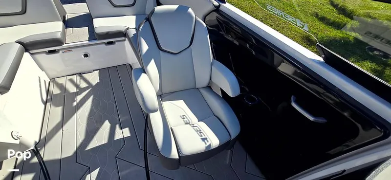 Slide: The Image of Yamaha 252XE 2023 - 16152132