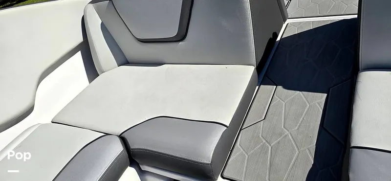 Slide: The Image of Yamaha 252XE 2023 - 16152155