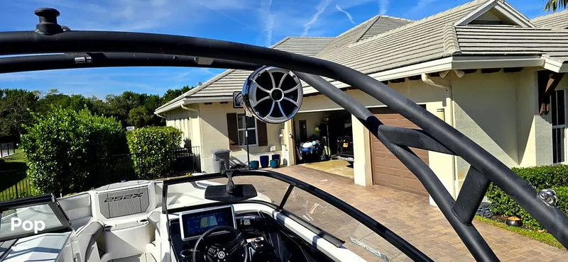 Slide: The Image of Yamaha 252XE 2023 - 16152160