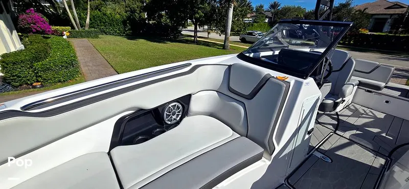 Slide: The Image of Yamaha 252XE 2023 - 16152046