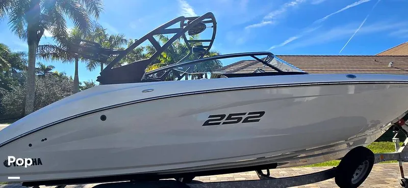 Slide: The Image of Yamaha 252XE 2023 - 16151976