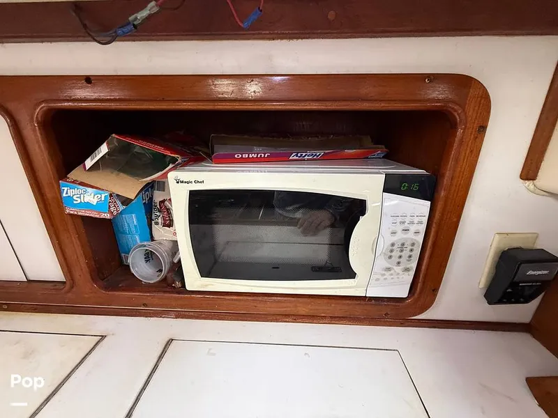 Slide: The Image of Morgan 44 Center Cockpit 1989 - 16108430