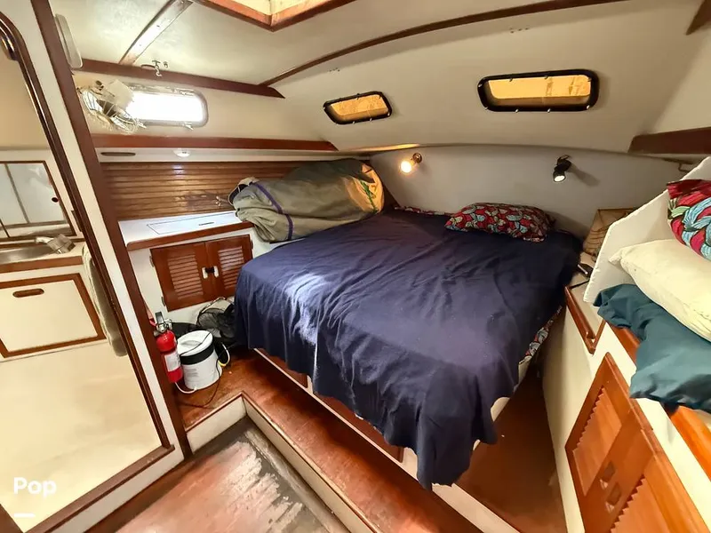 Slide: The Image of Morgan 44 Center Cockpit 1989 - 16108505