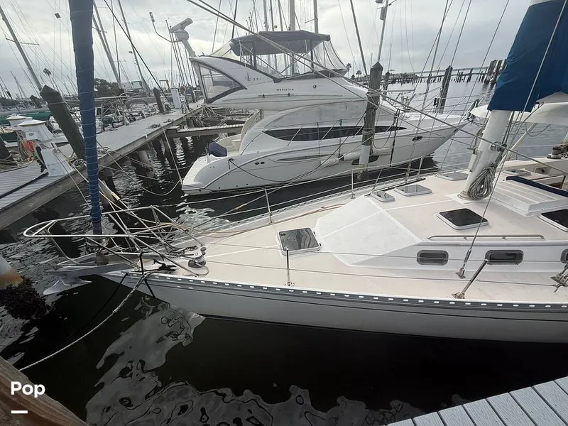 Slide: The Image of Morgan 44 Center Cockpit 1989 - 16108352