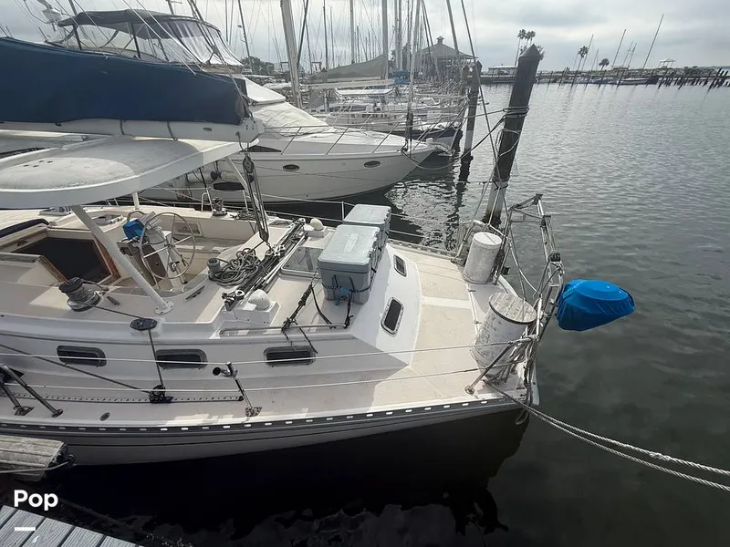 Slide: The Image of Morgan 44 Center Cockpit 1989 - 16108356