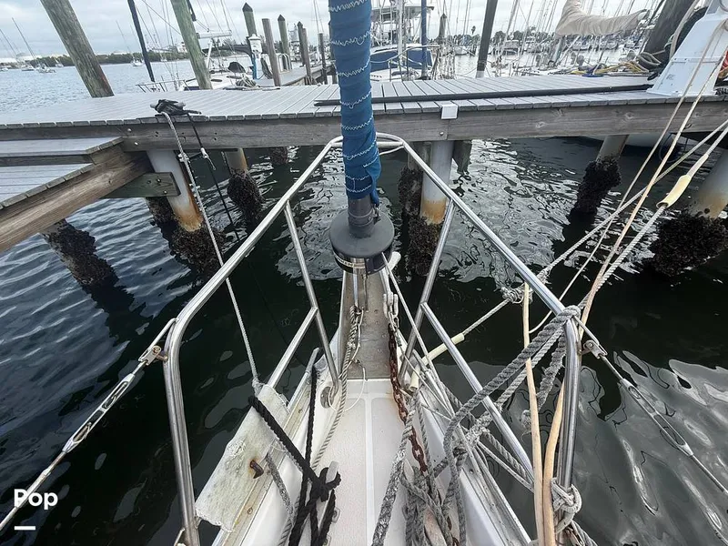 Slide: The Image of Morgan 44 Center Cockpit 1989 - 16108361