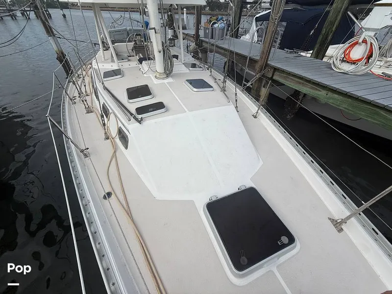 Slide: The Image of Morgan 44 Center Cockpit 1989 - 16108369