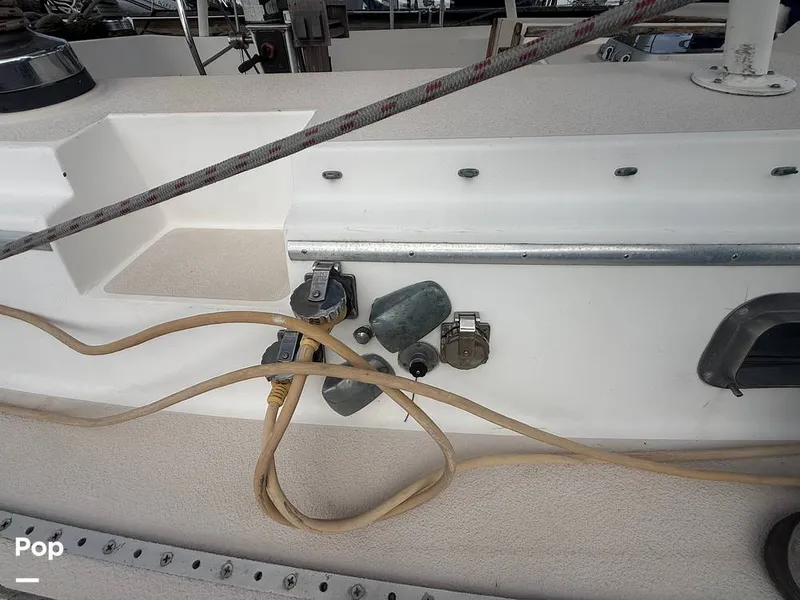 Slide: The Image of Morgan 44 Center Cockpit 1989 - 16108384