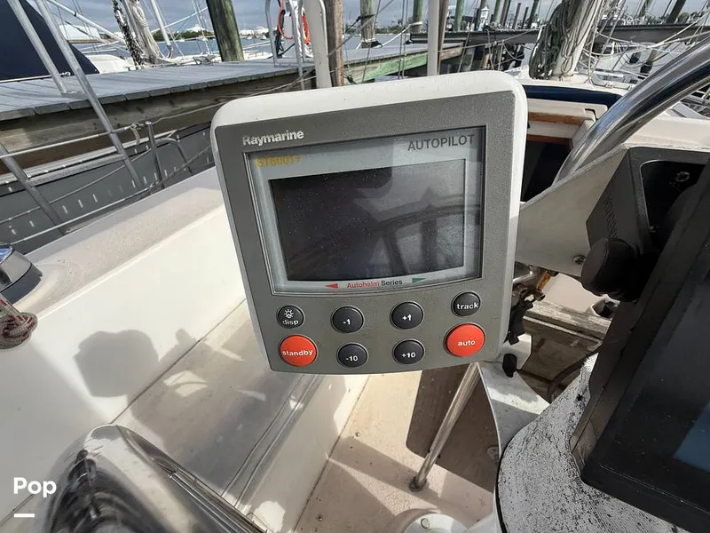 Slide: The Image of Morgan 44 Center Cockpit 1989 - 16108401