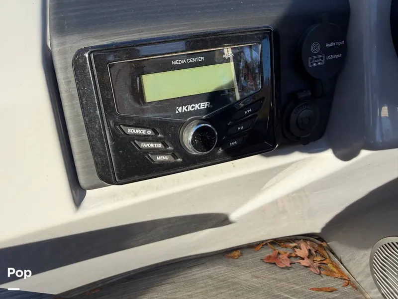 Slide: The Image of Bennington SX20 2022 - 16133938