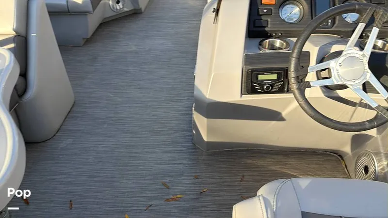 Slide: The Image of Bennington SX20 2022 - 16133961