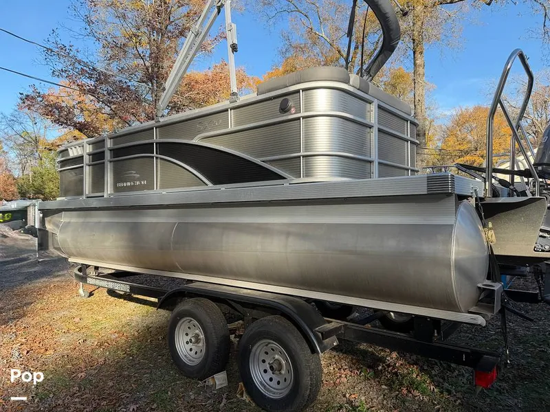 Slide: The Image of Bennington SX20 2022 - 16133892