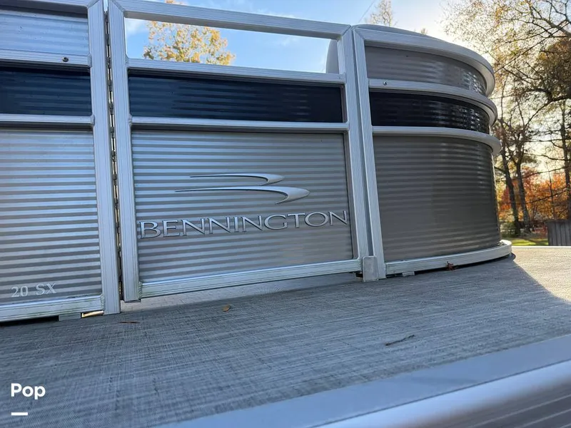 Slide: The Image of Bennington SX20 2022 - 16133923