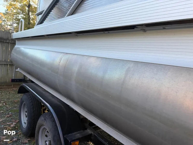 Slide: The Image of Bennington SX20 2022 - 16133930