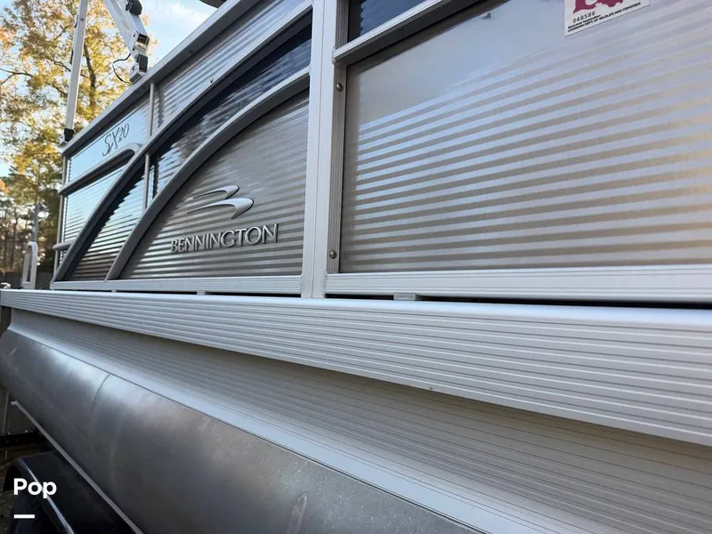 Slide: The Image of Bennington SX20 2022 - 16133931