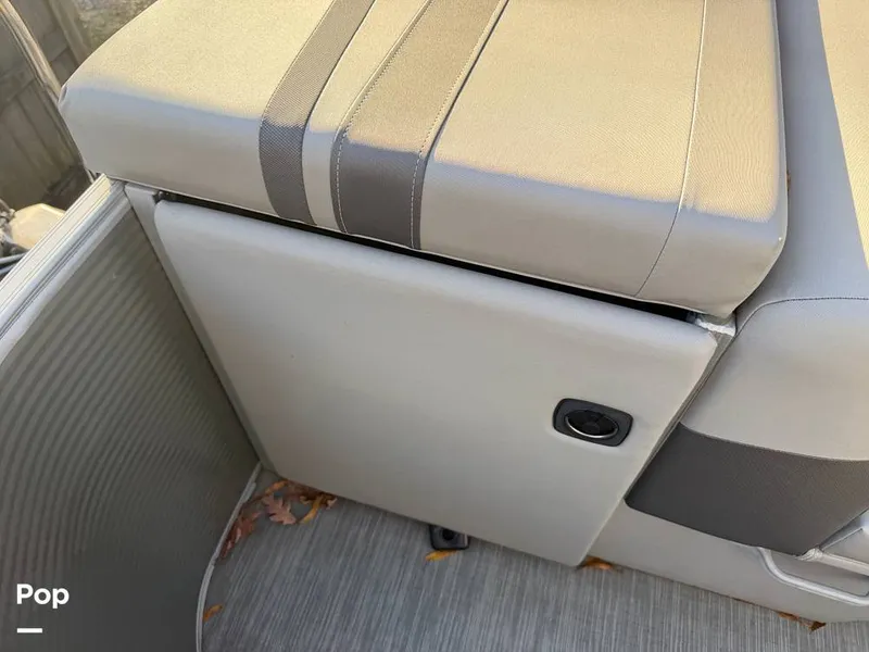 Slide: The Image of Bennington SX20 2022 - 16133941