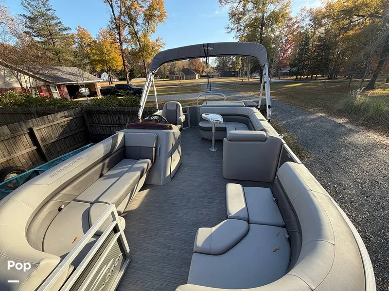 Slide: The Image of Bennington SX20 2022 - 16133953