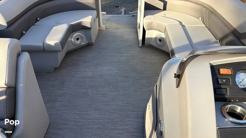 Slide: The Image of Bennington SX20 2022 - 16133962