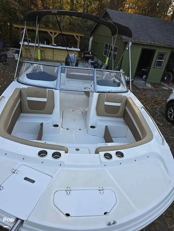 Slide: The Image of Windshield - Walk Through - 16093250