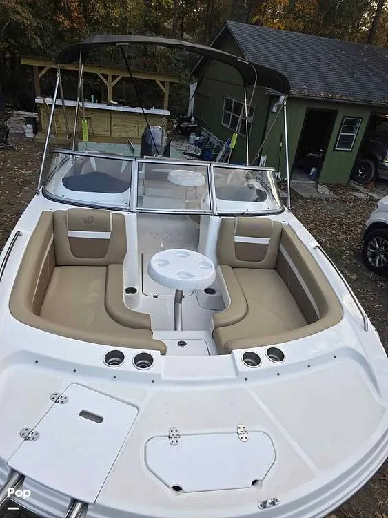 Slide: The Image of Bow Seating - 16093251