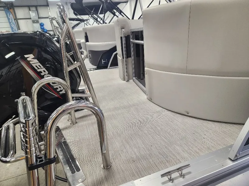 Slide: The Image of Harris 21BRZ 2024 - 6