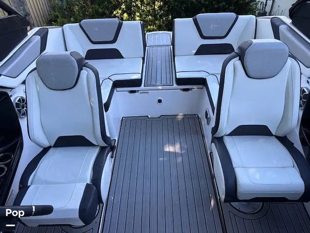 Slide: The Image of Yamaha 222S 2023 - 16094020