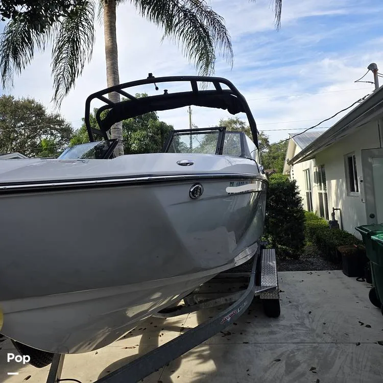 Slide: The Image of Yamaha 222S 2023 - 16115305