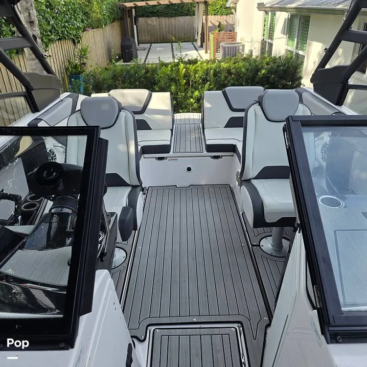 Slide: The Image of Yamaha 222S 2023 - 16115284