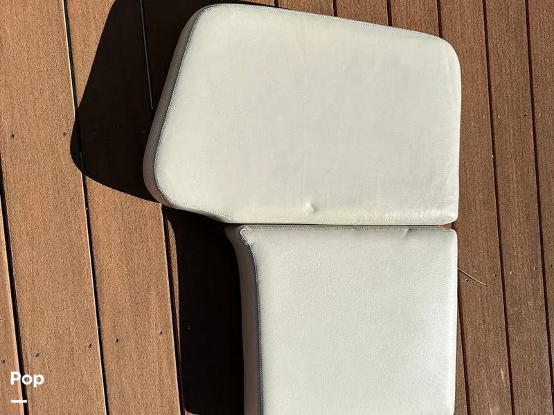 Slide: The Image of Boston Whaler 270 Vantage 2015 - 16189213