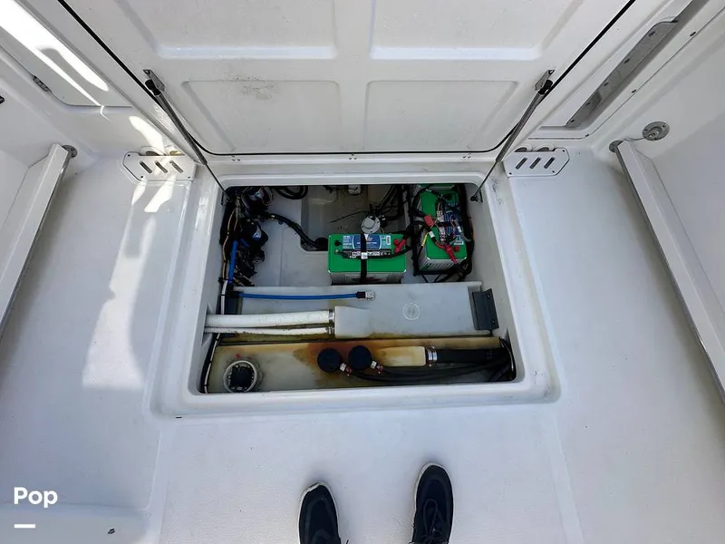 Slide: The Image of Boston Whaler 270 Vantage 2015 - 16189353