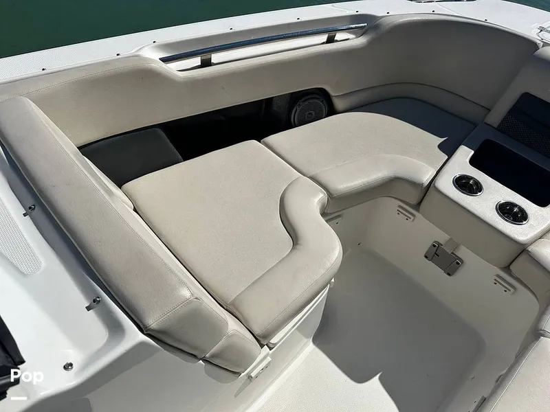 Slide: The Image of Boston Whaler 270 Vantage 2015 - 16189179