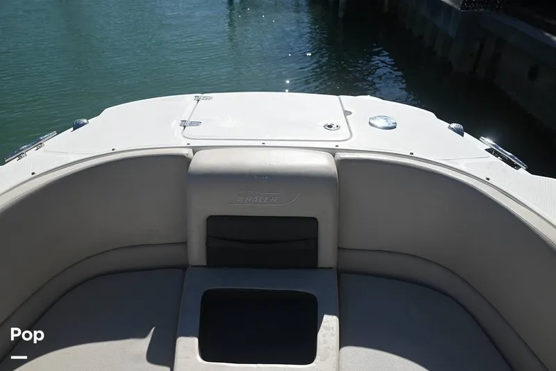 Slide: The Image of Boston Whaler 270 Vantage 2015 - 16174243