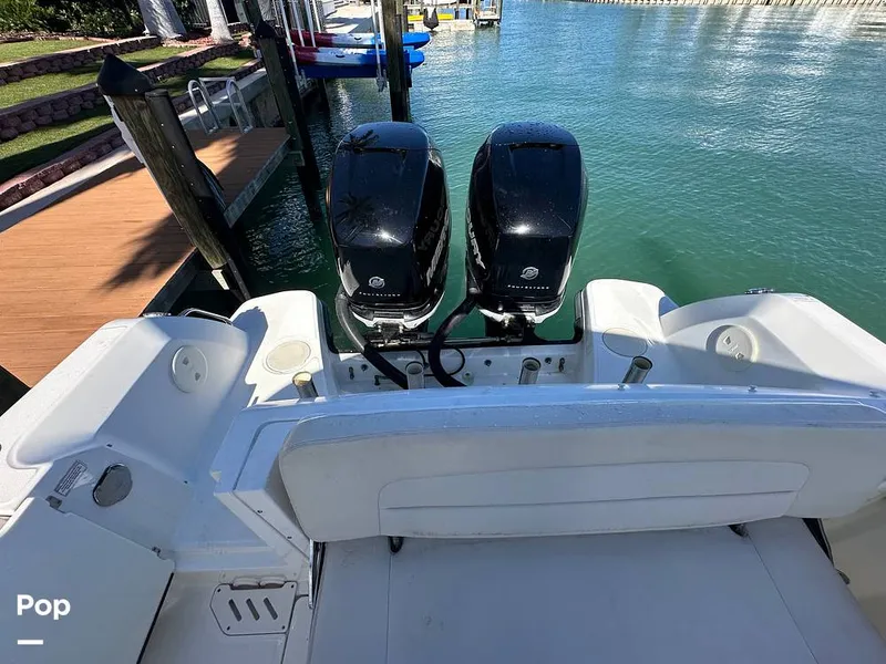 Slide: The Image of Boston Whaler 270 Vantage 2015 - 16170037