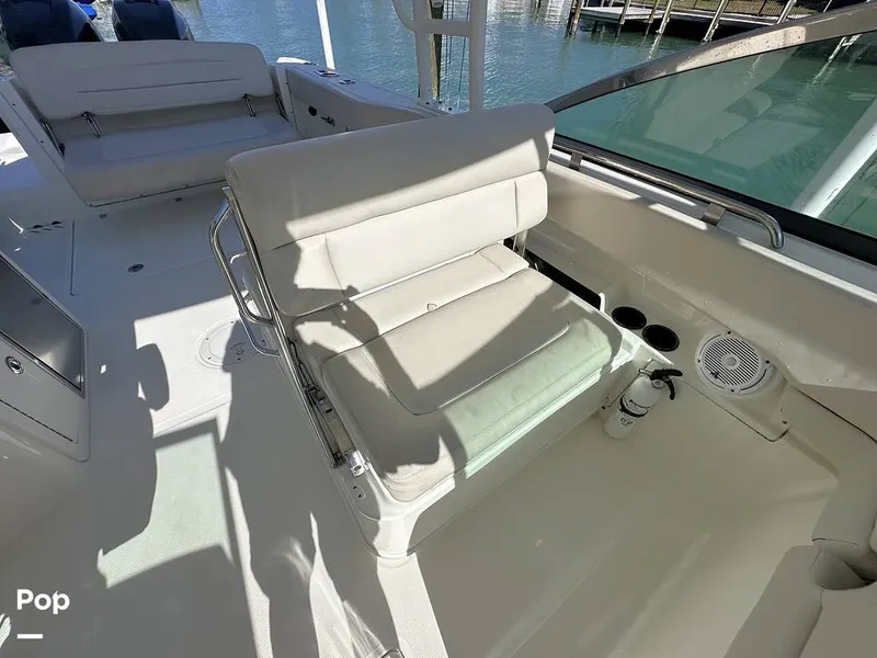 Slide: The Image of Boston Whaler 270 Vantage 2015 - 16170139