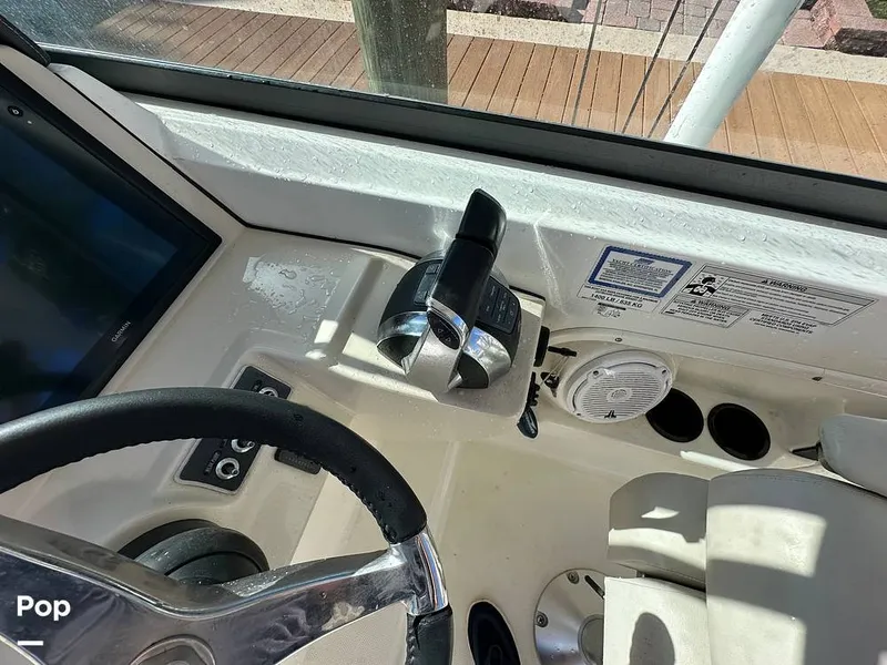 Slide: The Image of Boston Whaler 270 Vantage 2015 - 16170148