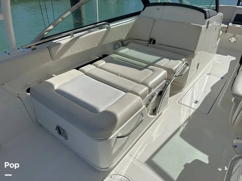 Slide: The Image of Boston Whaler 270 Vantage 2015 - 16170173