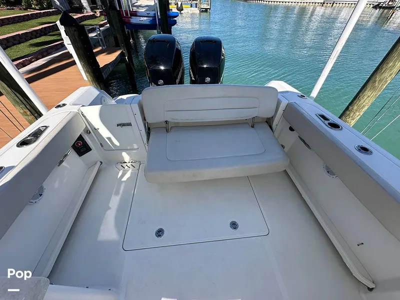 Slide: The Image of Boston Whaler 270 Vantage 2015 - 16170179