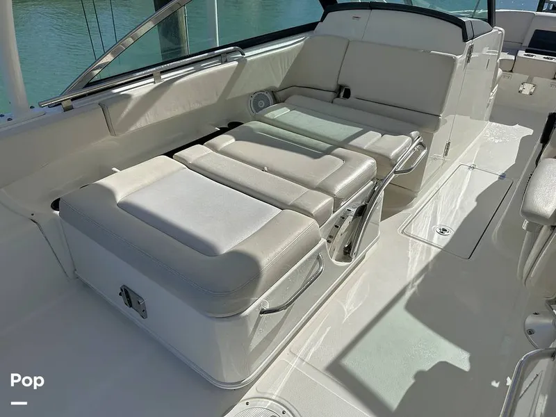 Slide: The Image of Boston Whaler 270 Vantage 2015 - 16170174