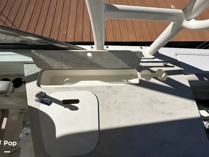 Slide: The Image of Boston Whaler 270 Vantage 2015 - 16189167