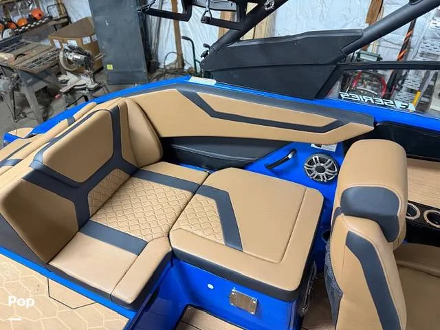 Slide: The Image of Yamaha 222xe 2025 - 16268726