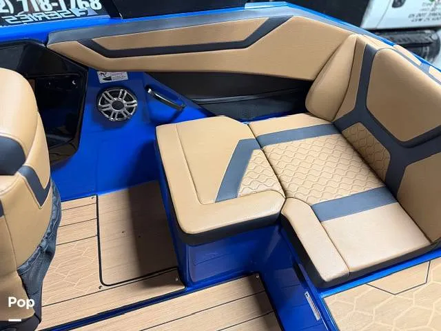 Slide: The Image of Yamaha 222xe 2025 - 16268729