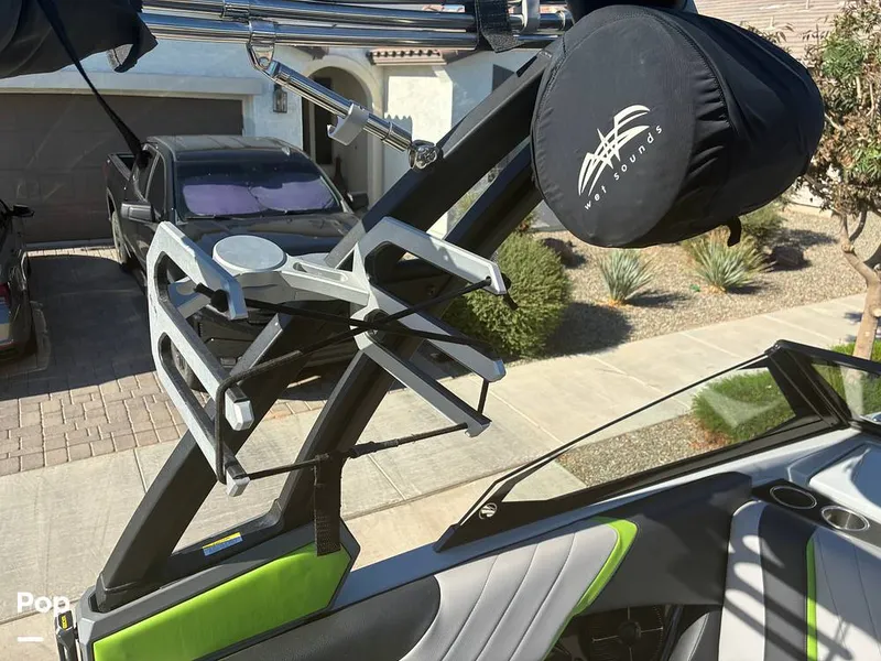 Slide: The Image of Tige 20RZX 2020 - 16403828
