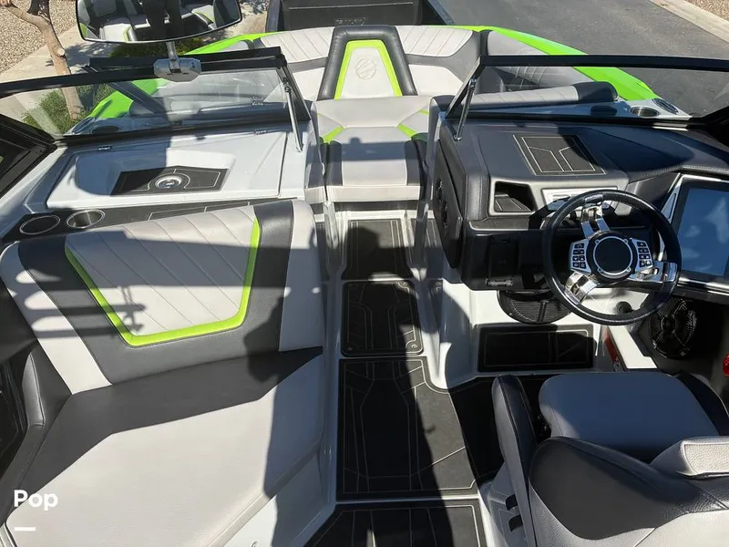 Slide: The Image of Tige 20RZX 2020 - 16403833