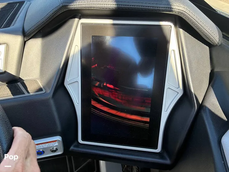 Slide: The Image of Tige 20RZX 2020 - 16403806