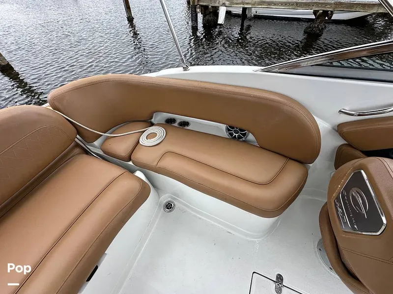 Slide: The Image of Crownline Boats E235XS 2023 - 16803441
