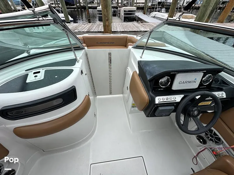 Slide: The Image of Crownline Boats E235XS 2023 - 16803435