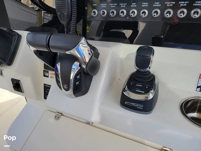 Slide: The Image of World Cat 325CC 2023 - 16115482