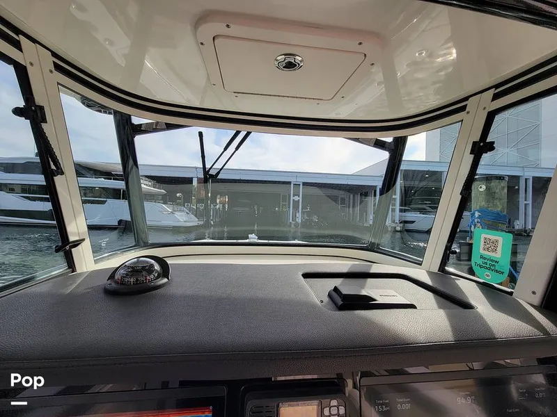 Slide: The Image of World Cat 325CC 2023 - 16115487