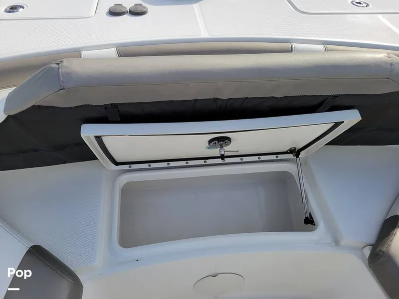 Slide: The Image of World Cat 325CC 2023 - 16115493